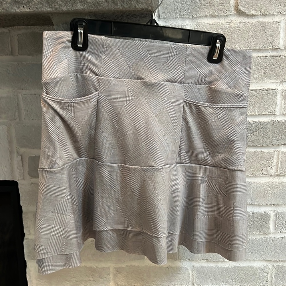 Denise Cronwall skort, grey/white, size M